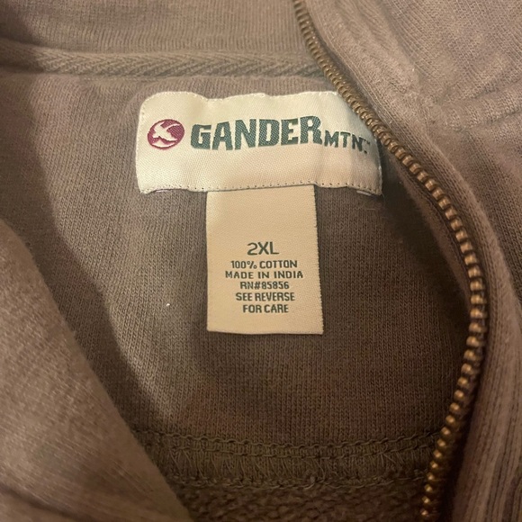 Men’s pullover - Picture 2 of 4